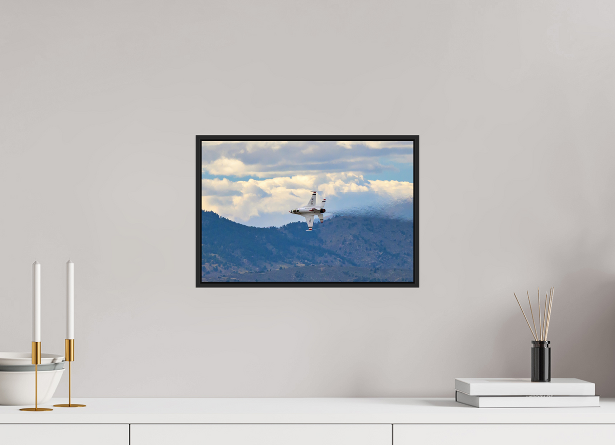 15 x 10″, Acrylic Glass Black matt .24" frame F16 Thunderbirds Photo 4 under acrylic glass with black frame