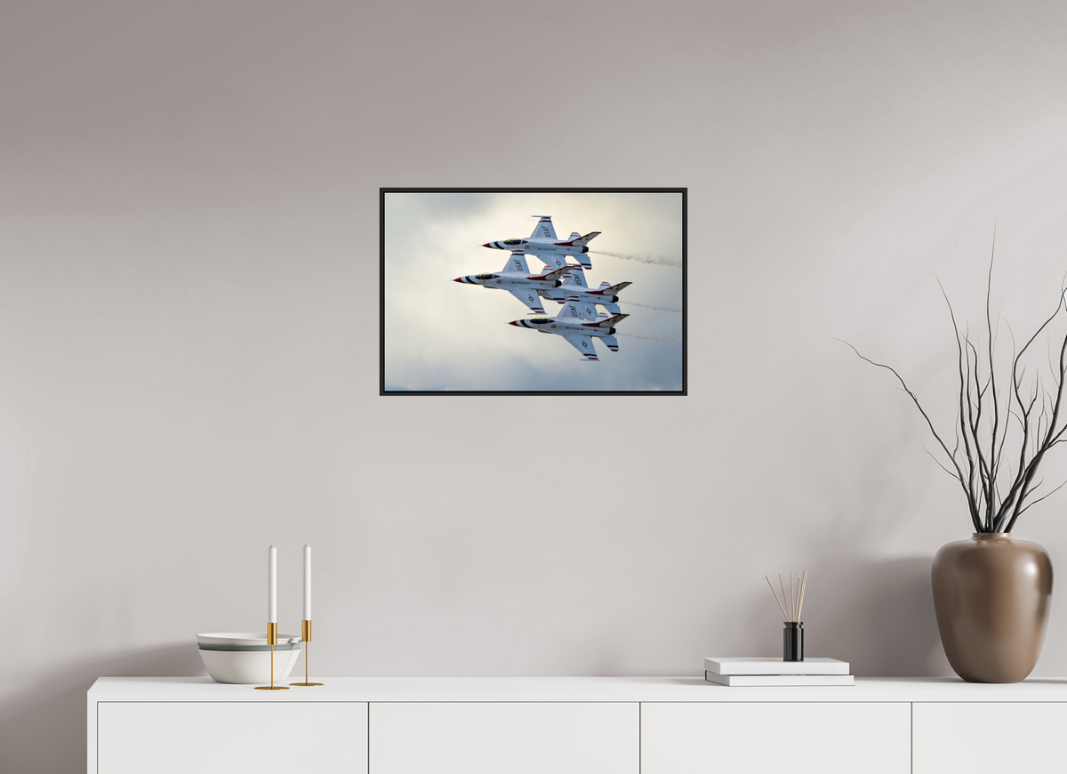 24 x 16″, Acrylic Glass Black matt .24" frame F16 Thunderbirds Photo 1 under acrylic glass with black frame