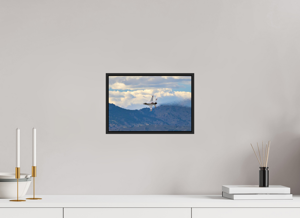 12 x 8″, Acrylic Glass Black matt .24" frame F16 Thunderbirds Photo 4 under acrylic glass with black frame
