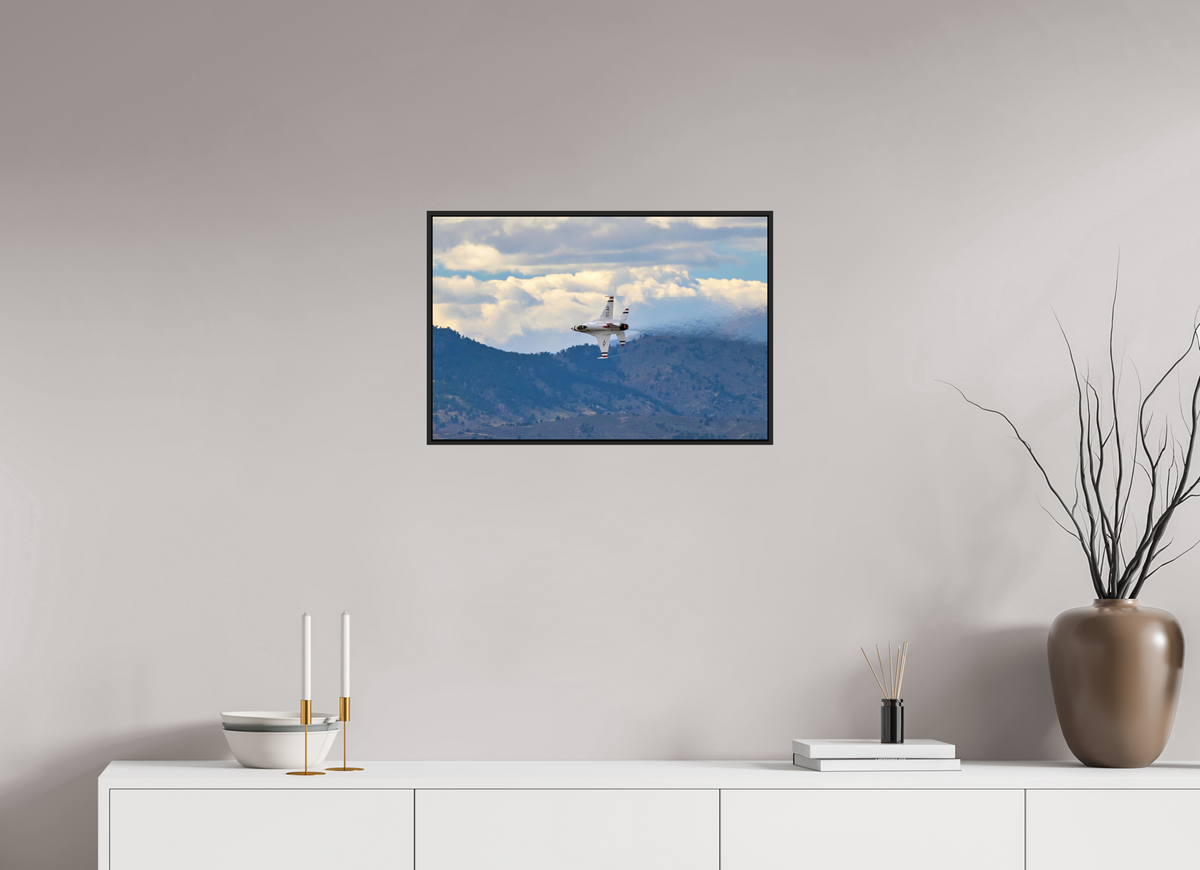 24 x 16″, Acrylic Glass Black matt .24" frame F16 Thunderbirds Photo 4 under acrylic glass with black frame