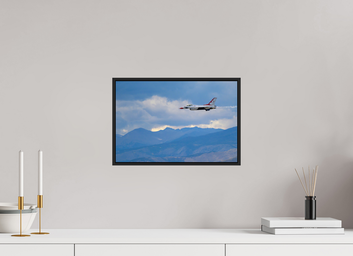15 x 10″, Acrylic Glass Black matt .24" frame F16 Thunderbirds Photo 6 under acrylic glass with black frame
