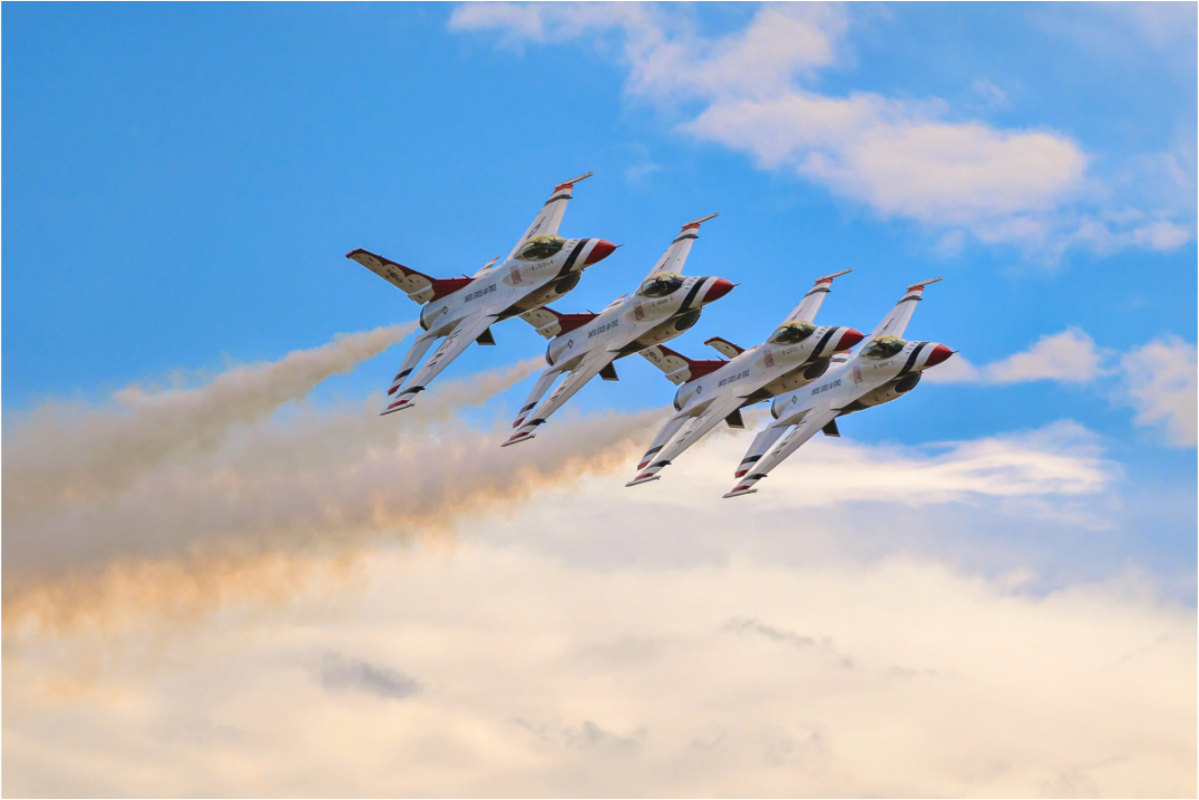Main image F16 Thunderbirds Photo 3 under acrylic glass